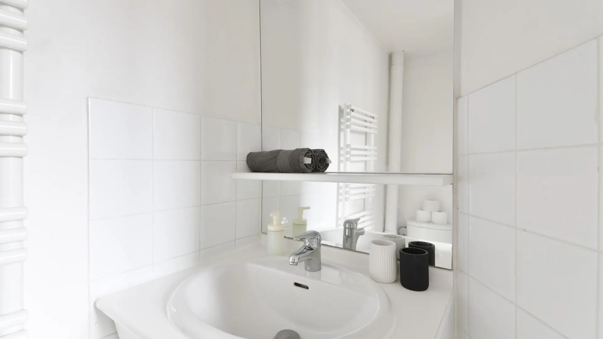 Studio - Appartement Quartier Champs-Elysees 5 Free Netflix Paris 0*,